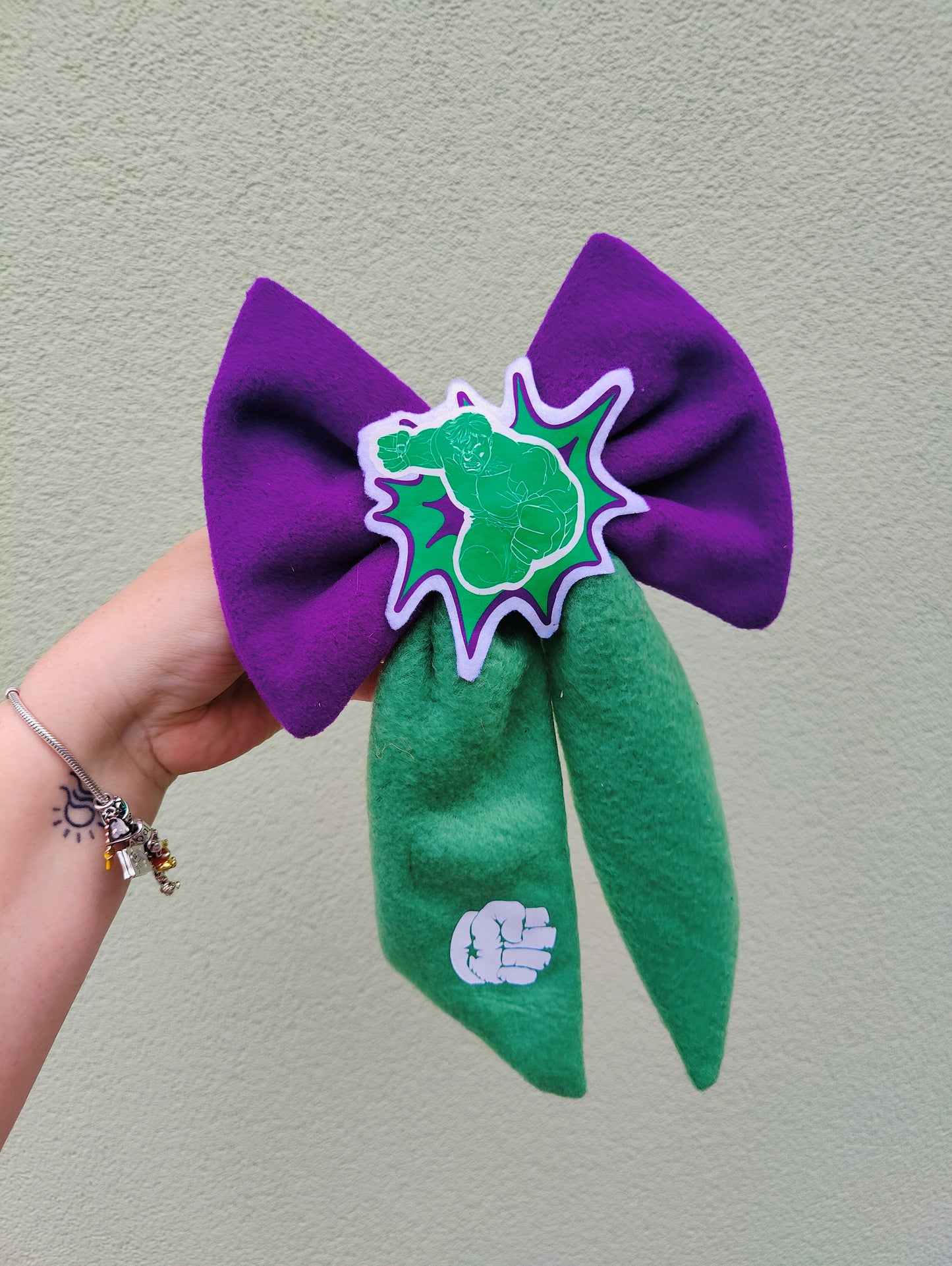 Bow Hulk