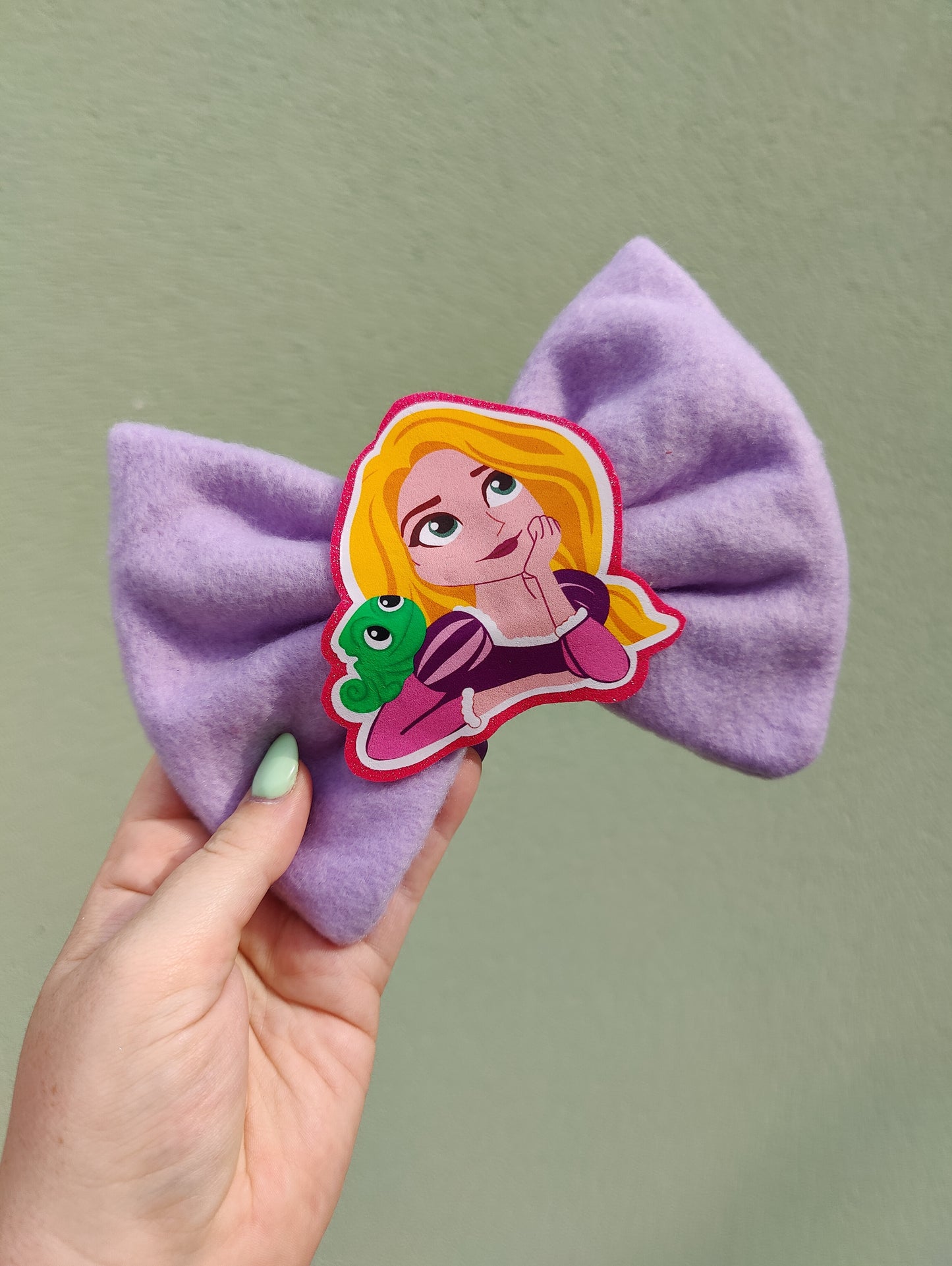 Bow Rapunzel short