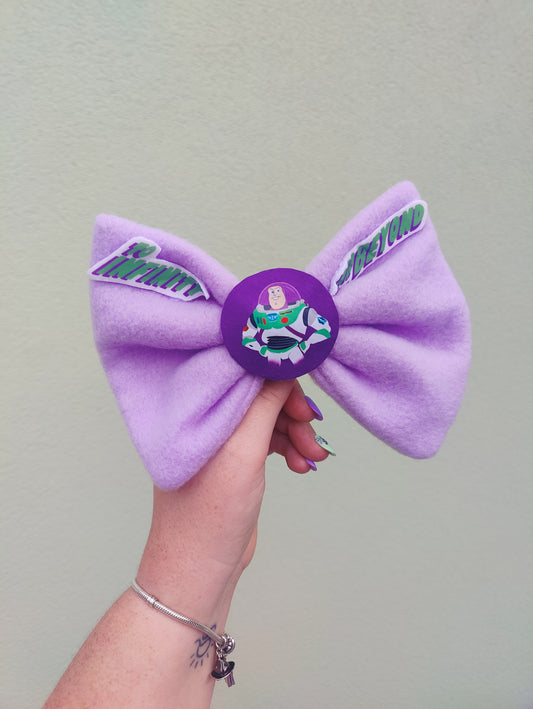 Bow Buzz short