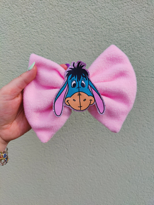 Bow Eeyore short