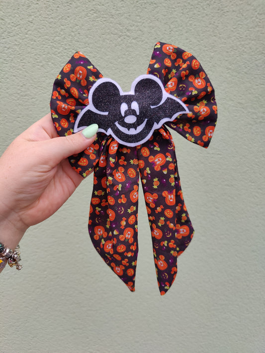 Bow Halloween Mickey Bat