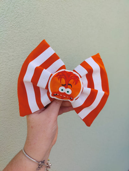 CUSTOM bows