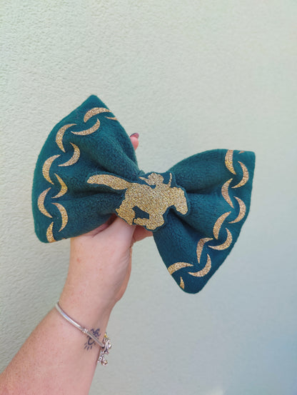 CUSTOM bows